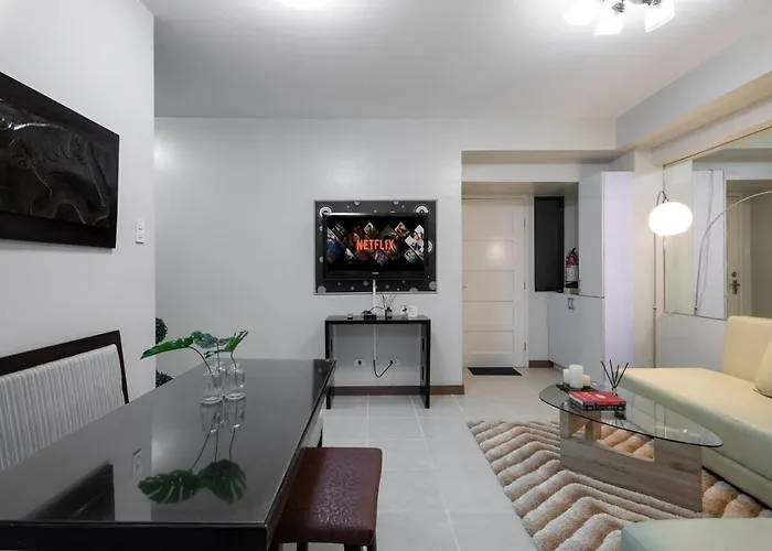 New 2br Family With Free Parking & Fiber Wi-fi Apartment *
