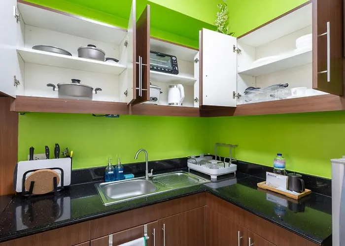 New 2br Family With Free Parking & Fiber Wi-fi Apartment Manila
